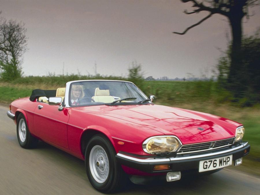  Jaguar XJ-S Convertible 1975 года  (фото 7 из 30)